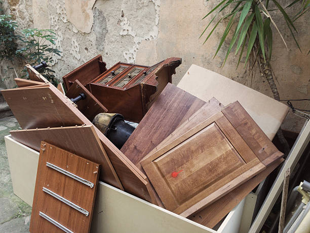 Best Professional Junk Removal  in Mustang, OK